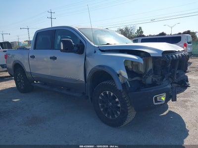 NISSAN TITAN 2018