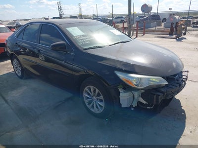 TOYOTA CAMRY 2015