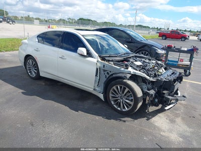 INFINITI Q50 2023