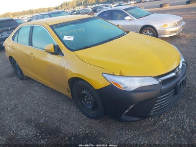 TOYOTA CAMRY 2015