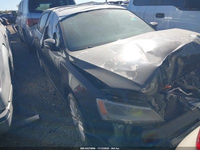 VOLKSWAGEN JETTA 2012
