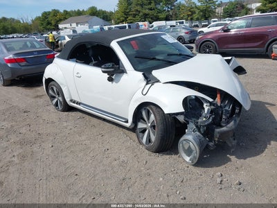 VOLKSWAGEN BEETLE 2013