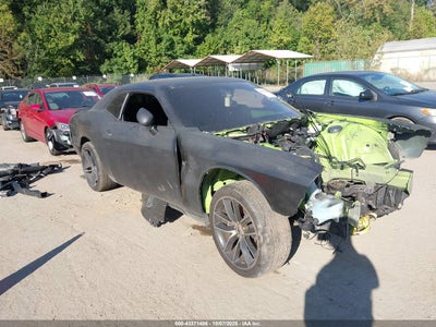 DODGE CHALLENGER 2015