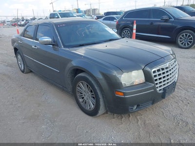 CHRYSLER 300 2010
