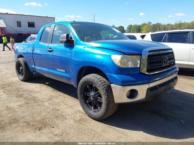 TOYOTA TUNDRA 2010