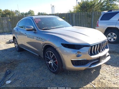 MASERATI LEVANTE 2021