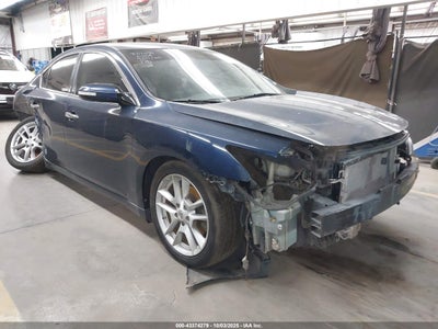 NISSAN MAXIMA 2011