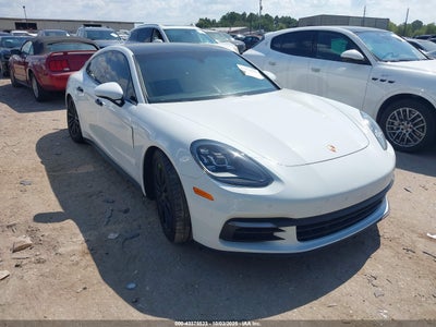 PORSCHE PANAMERA 2018