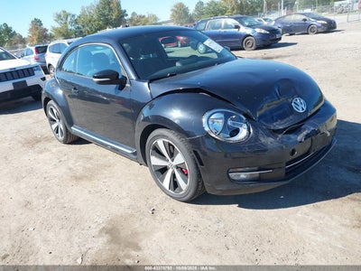 VOLKSWAGEN BEETLE 2012