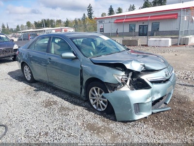 TOYOTA CAMRY HYBRID 2011