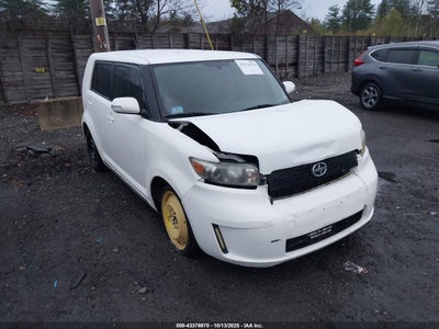 SCION XB 2009