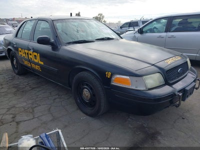 FORD CROWN VICTORIA 2011