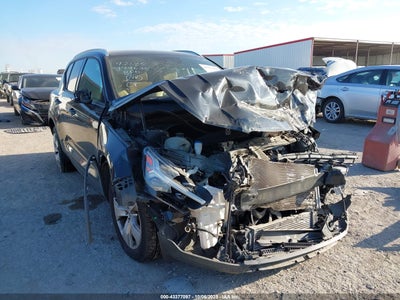 VOLVO XC40 2020