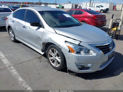 NISSAN ALTIMA 2015