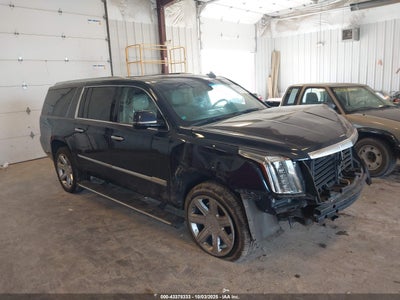 CADILLAC ESCALADE ESV 2018