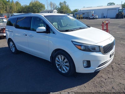 KIA SEDONA 2015