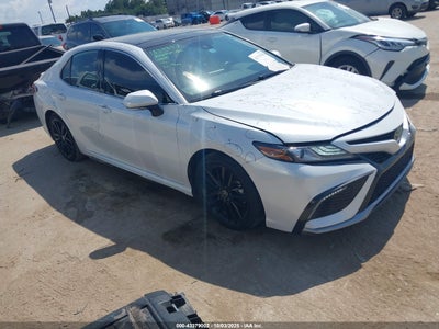 TOYOTA CAMRY 2023