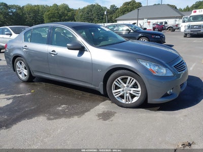 INFINITI Q40 2015