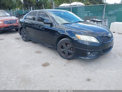 TOYOTA CAMRY 2010