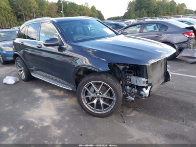 MERCEDES-BENZ GLC 300 2021