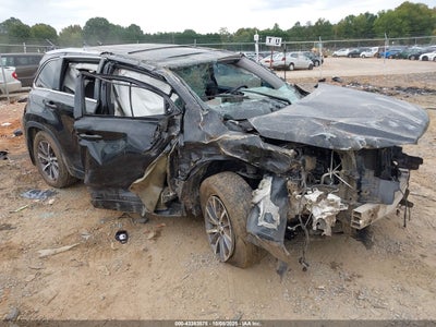 TOYOTA HIGHLANDER 2017