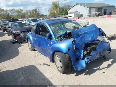 VOLKSWAGEN NEW BEETLE 2000