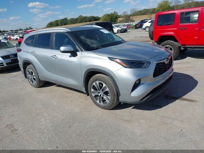 TOYOTA HIGHLANDER 2023