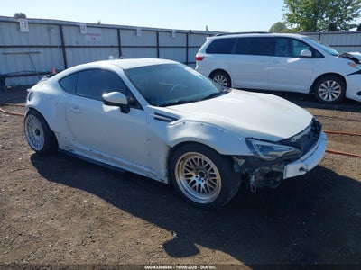 SUBARU BRZ 2015