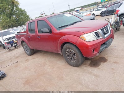 NISSAN FRONTIER 2014