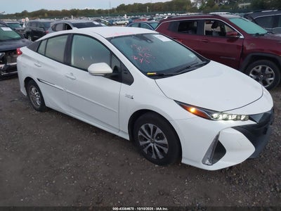 TOYOTA PRIUS PRIME 2021