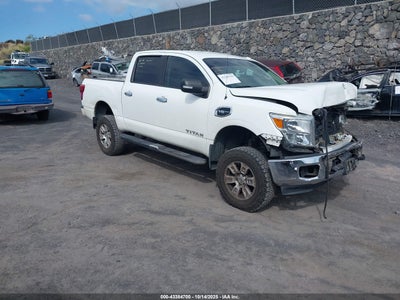 NISSAN TITAN 2017