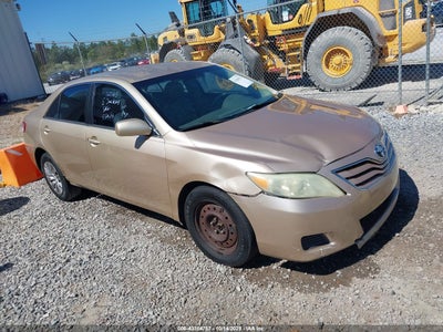 TOYOTA CAMRY 2011