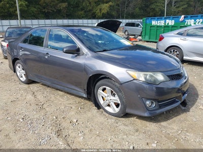 TOYOTA CAMRY 2012