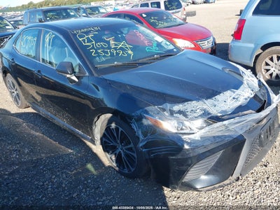 TOYOTA CAMRY 2019