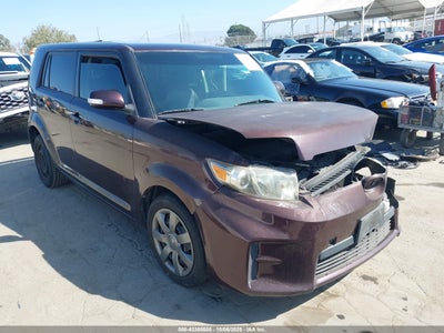 SCION XB 2012
