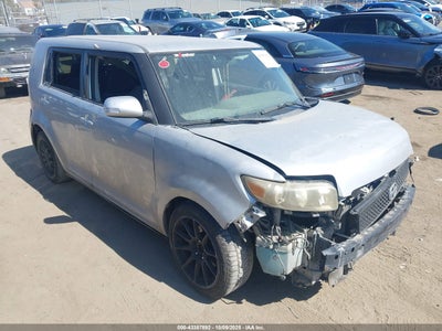 SCION XB 2012