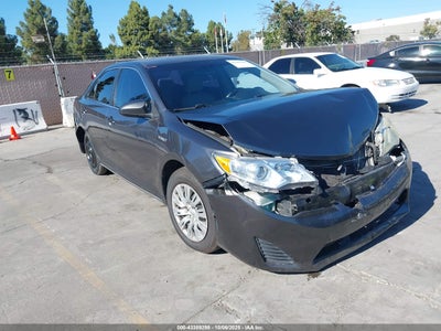 TOYOTA CAMRY HYBRID 2012