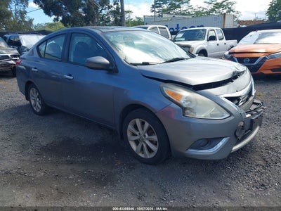 NISSAN VERSA 2016