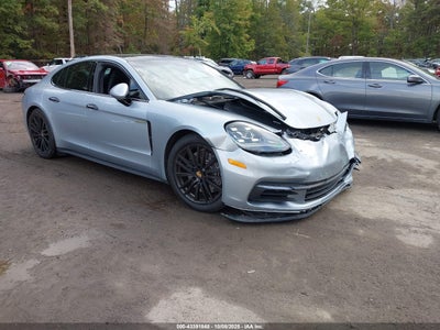 PORSCHE PANAMERA E-HYBRID 2019