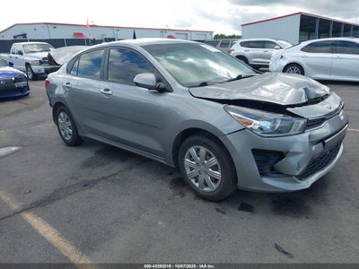 KIA RIO 2021