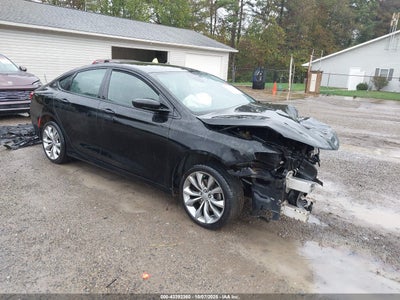 CHRYSLER 200 2015