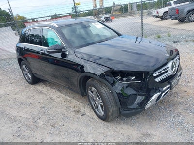 MERCEDES-BENZ GLC 300 2021