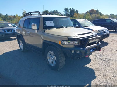 TOYOTA FJ CRUISER 2012