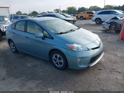 TOYOTA PRIUS 2015