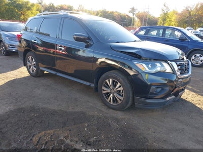 NISSAN PATHFINDER 2017