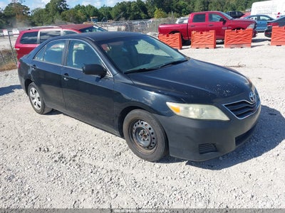 TOYOTA CAMRY 2011