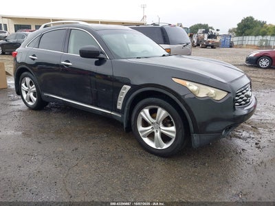 INFINITI FX35 2010