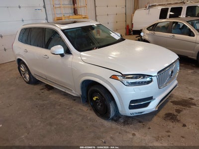 VOLVO XC90 2017