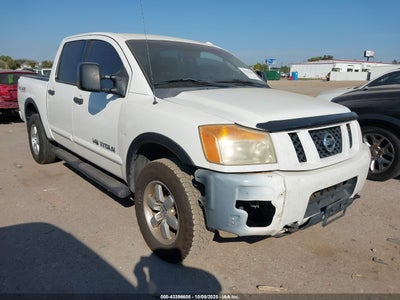 NISSAN TITAN 2011