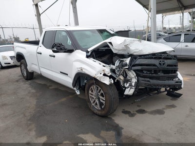 TOYOTA TUNDRA 2025